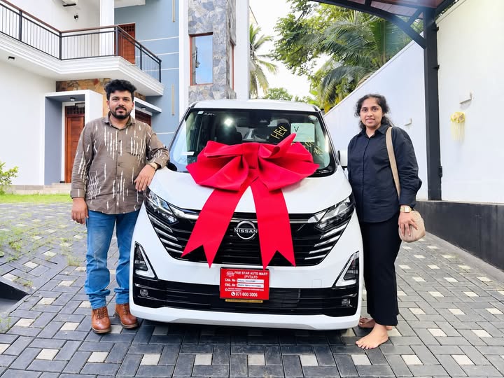 Mr. Nuwan & Family - Nissan Serena e-POWER Highway Star